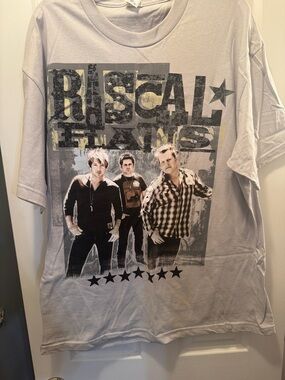 Rascal Flatts Graphic Band Tee - Light Gray with Black Print